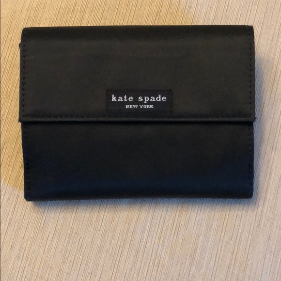 Kate Spade Handbags - Kate Spade wallet